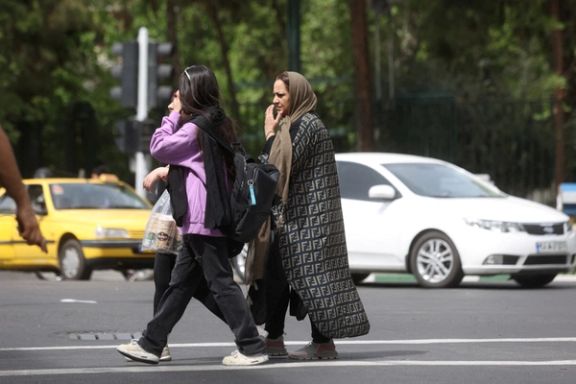 An Iranian woman without the mandatory hijab in public