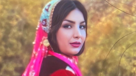 Negar Kourkour, the sister of Iranian protester Mojahed Kourkour facing execution