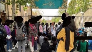 Protesting Students Abducted By Plainclothesmen In Iran