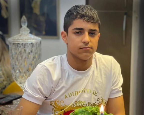 مادر عرشیا امامقلیزاده؛ نوجوانی که پس از آزادی از زندان خودکشی کرد: گفتند سنگسارش میکنیم