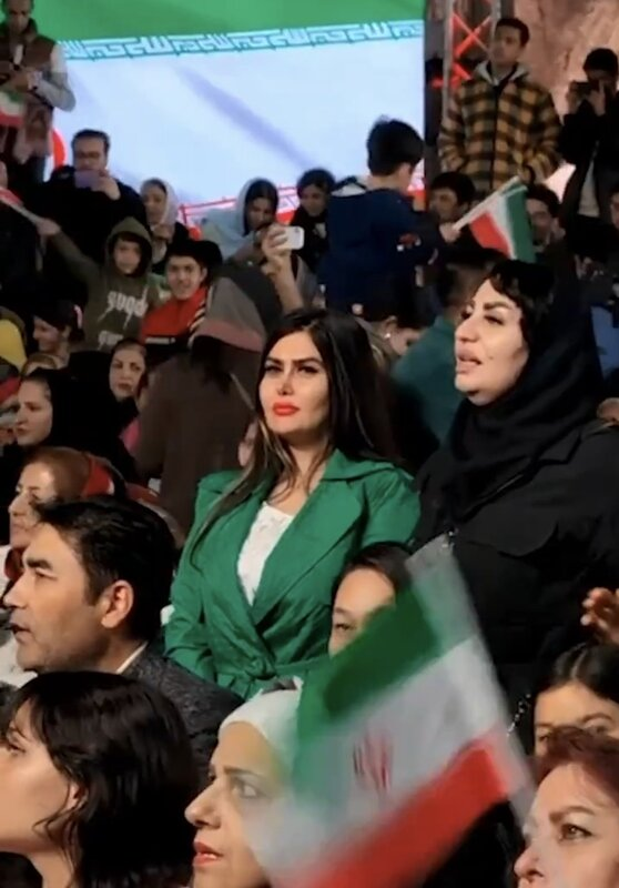 جشن حکومتی جنگ ۱۲ روزه با حضور زنانی بدون حجاب اجباری برگزار شد