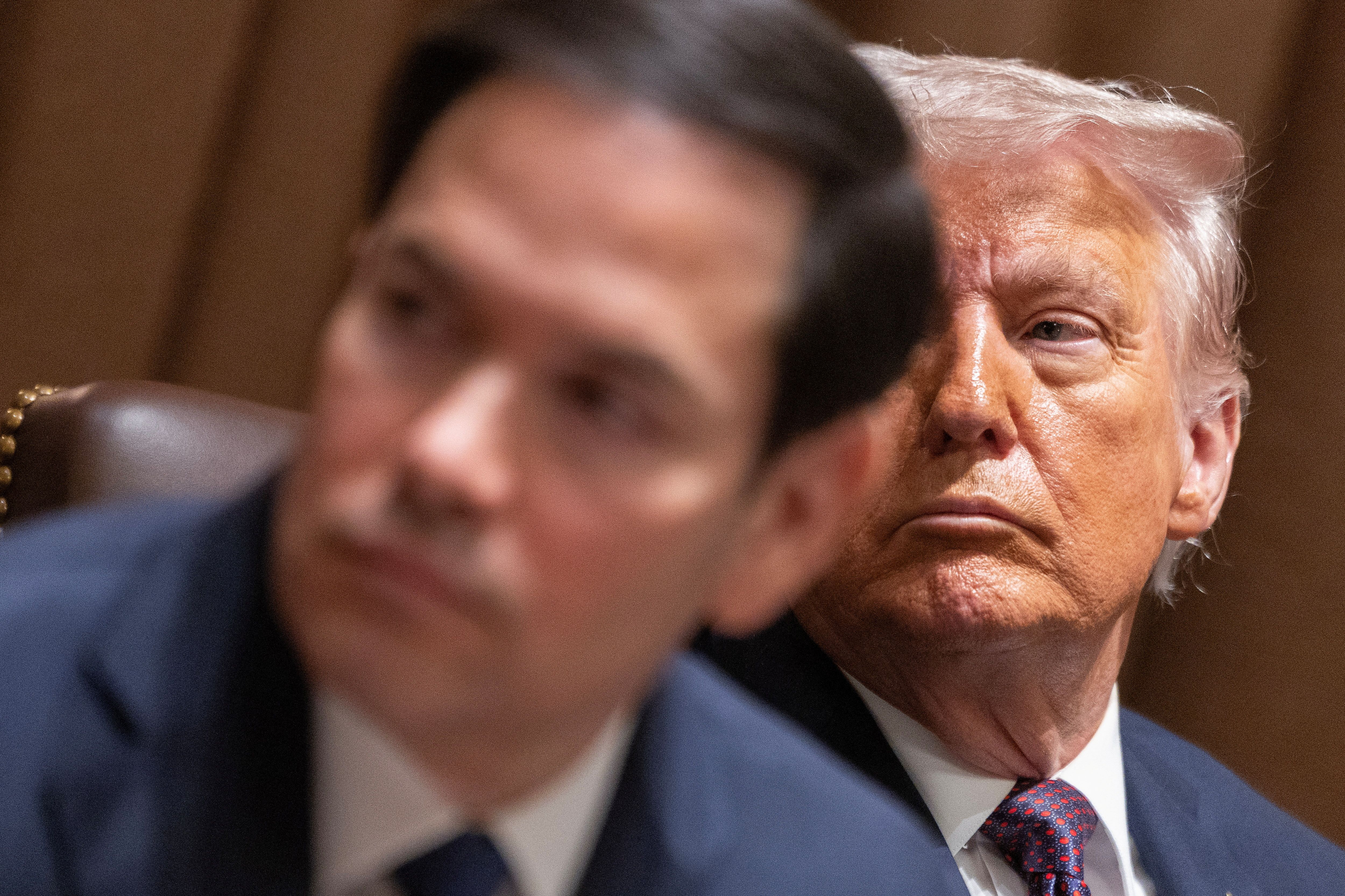 دولت ترامپ کمک‌ها به پروژه‌های مرتبط با ایران را از سر گرفت