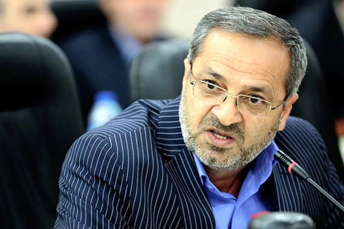 وزیر آموزش و پرورش: چرا رسانه‌ها فقط درباره وضع معیشت معلمان سوال می‌کنند؟