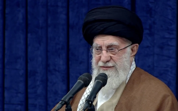 علی خامنهای: قاسم سلیمانی جوانان کشورهای منطقه را برای جبهه مقاومت بسیج میکرد