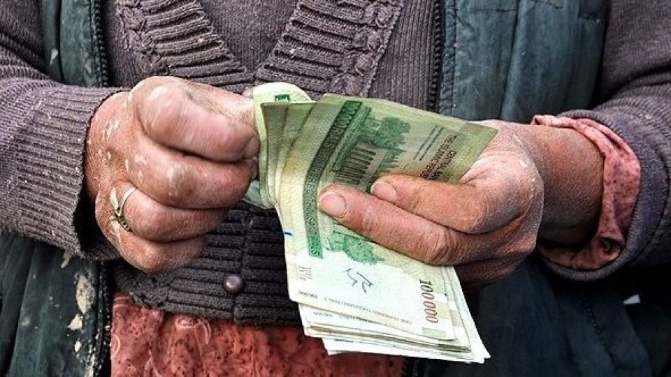 کم‌ترین مبلغ سبد معیشت، دو و نیم برابرِ حداقل دستمزد است