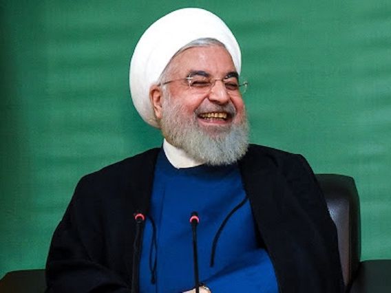 خبرگزاری فارس گزارش داد: «توسعه انحرافات جنسی» از دلایل یک شکایت ۵۰۰ هزار نفری از روحانی