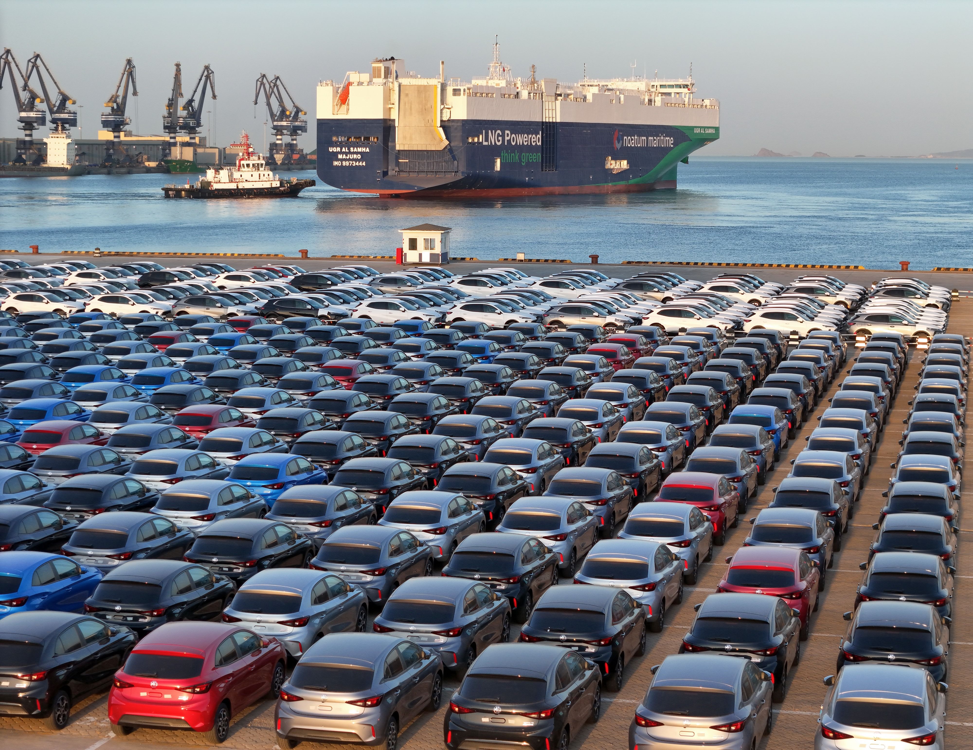 هجوم خودروسازان بین‌المللی برای صادرات به آمریکا پیش از آغاز تعرفه‌های جدید ترامپ