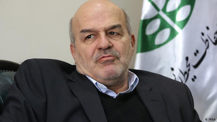 عیسی کلانتری،‌ رییس سازمان حفاظت محیط زیست، به چهار ماه زندان محکوم شد