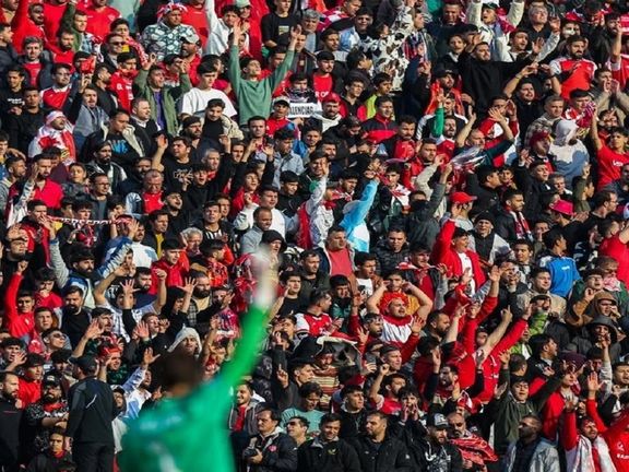 پرسپولیس درباره بازی با تراکتور؛ توهین قومیتی را محکوم میکنیم، اما توطئهای در کار است