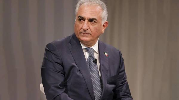 شاهزاده رضا پهلوی: رانندگان با اعتصاب برای آیندهای بهتر مبارزه میکنند