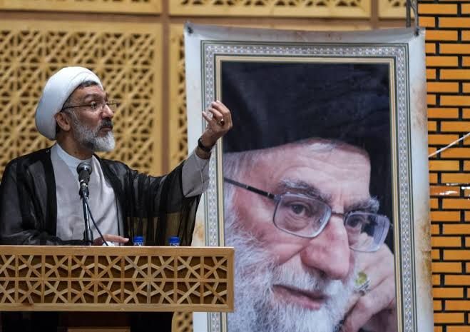 Former Minister Warns Of ‘Low Satisfaction’ Among Iranians 