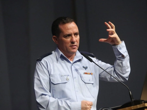 قائد الدفاع الجوي الإسرائيلي السابق: هذه المرة سنخوض مواجهة عسكرية مختلفة مع إيران