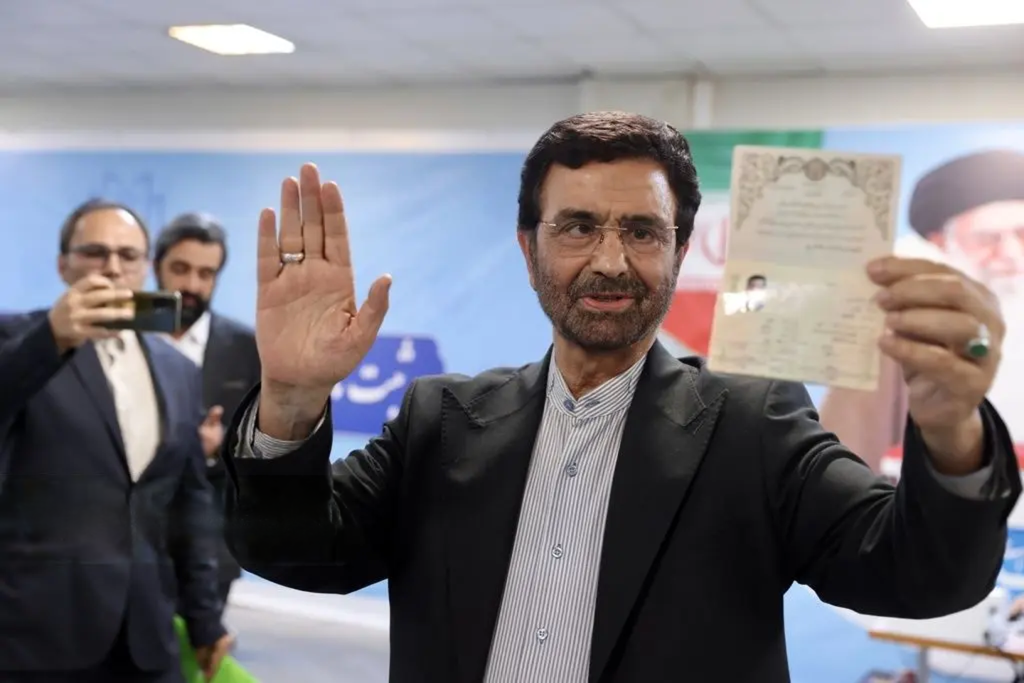 عضو کمیسیون امنیت ملی مجلس: مکانیسم ماشه را فعال کنند جنگ ۱۲ روزه را ادامه می‌دهیم