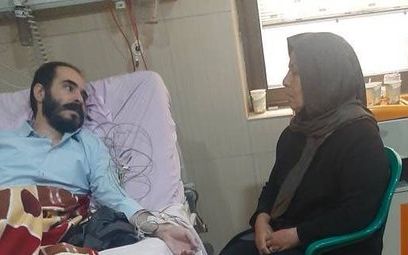 هشدار مادر حسین رونقی: جمهوری اسلامی قصد دارد پسرم را مثل بکتاش آبتین بکشد