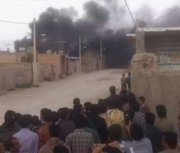 بعد اشتباكات مع الأهالي.. "هنغاو: الحرس الثوري الإيراني يحاصر قرية "آق دره"