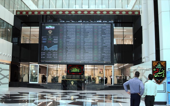 در رکوردی تاریخی، بیش از ۱۳ هزار و ۲۰۰ میلیارد تومان از بازار سهام تهران خارج شد