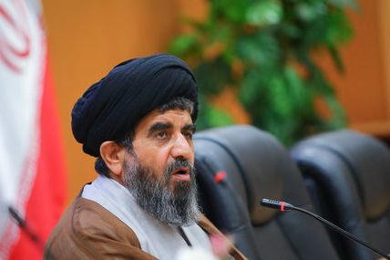 عضو کمیسیون اقتصادی مجلس: به دلیل کسری شدید بودجه شاید به تورم ۶۰ درصد برسیم