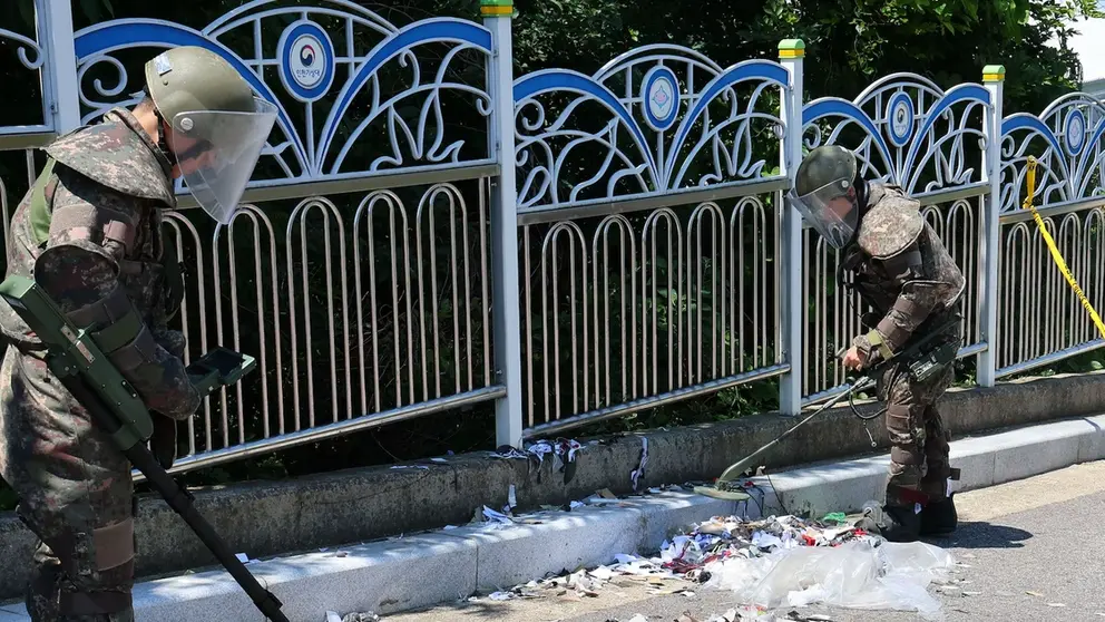 بالن زباله فرستاده‌شده از کره شمالی در محوطه کاخ ریاست‌جمهوری کره‌ جنوبی سقوط کرد