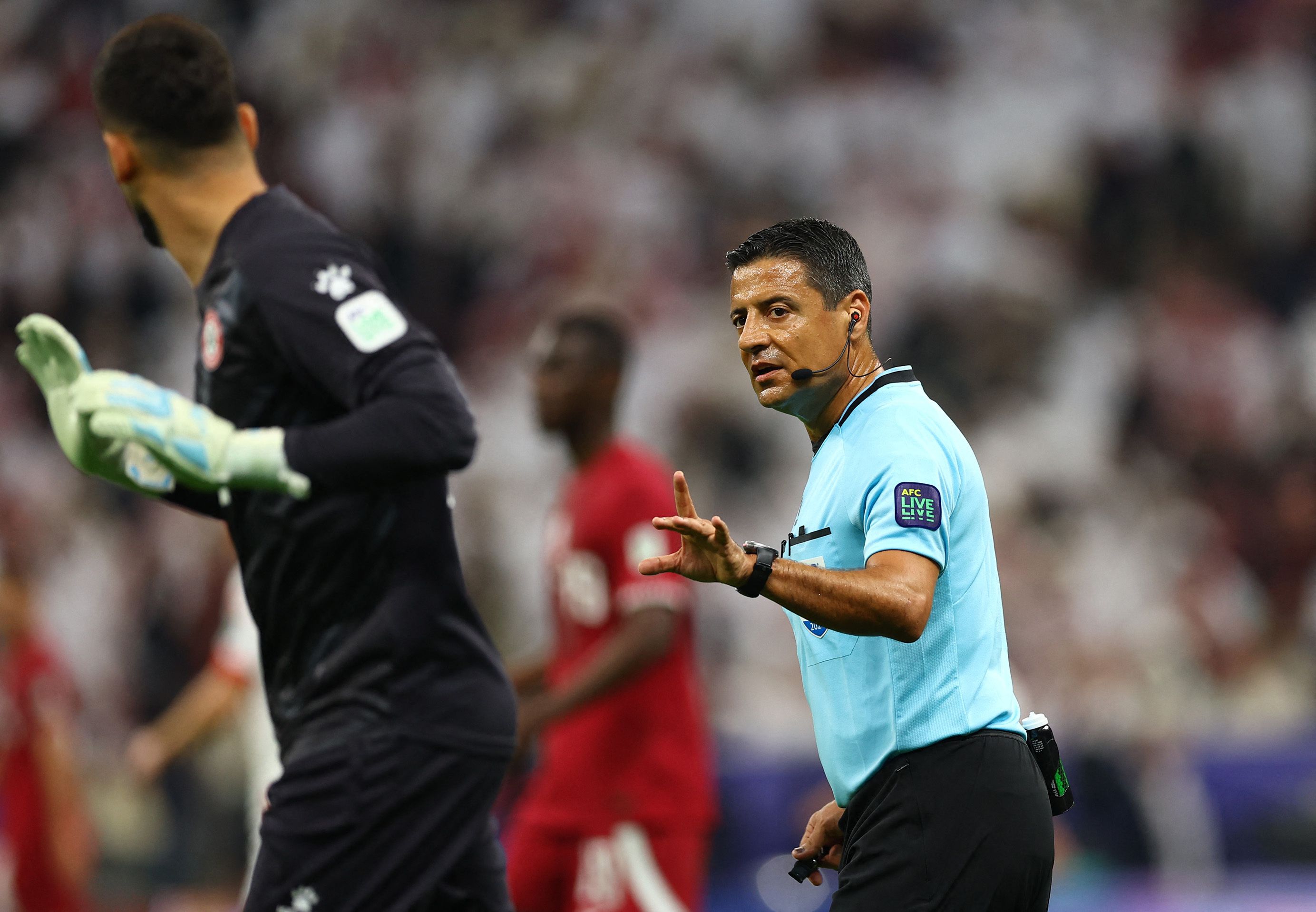 فغانی درباره اتهامات رایزن فرهنگی جمهوری اسلامی: برمی‌گردم و شکایت می‌کنم