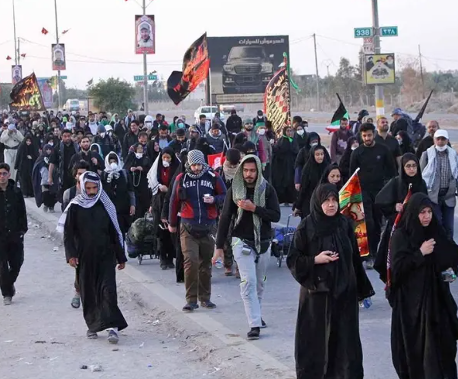 بعد وفاة 48 شخصا وإصابة الآلاف بضربة شمس.. السلطات الإيرانية تتنصل من فوضى مراسم الأربعين