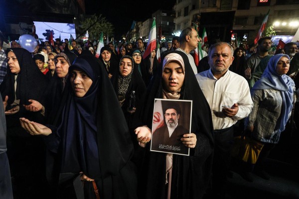 قدرت اول جهان؛ روایت مجتبی خامنهای زیر فشار واقعیت