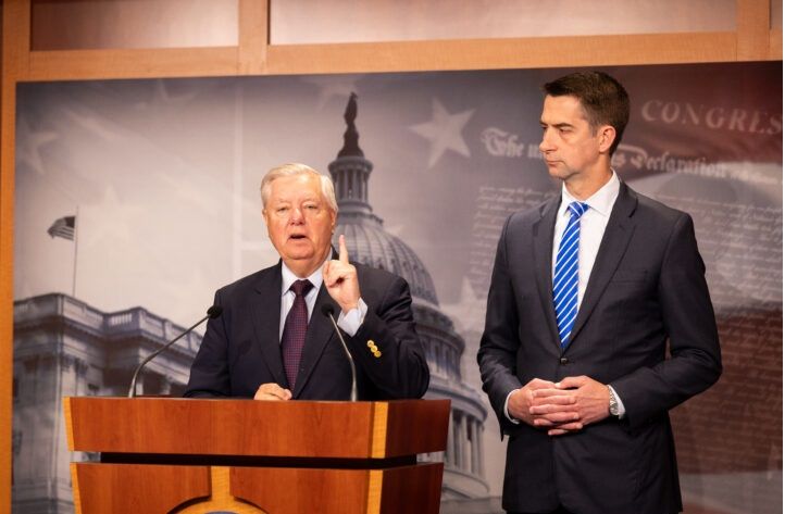 دو سناتور ارشد جمهوری‌خواه: فقط توافقی را تصویب می‌کنیم که برنامه هسته‌ای ایران را برچیند