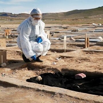 انتقاد خانه تئاتر ایران از مدیریت کرونا: جان باختن یک ایرانی در هر دو دقیقه حق ما نبود