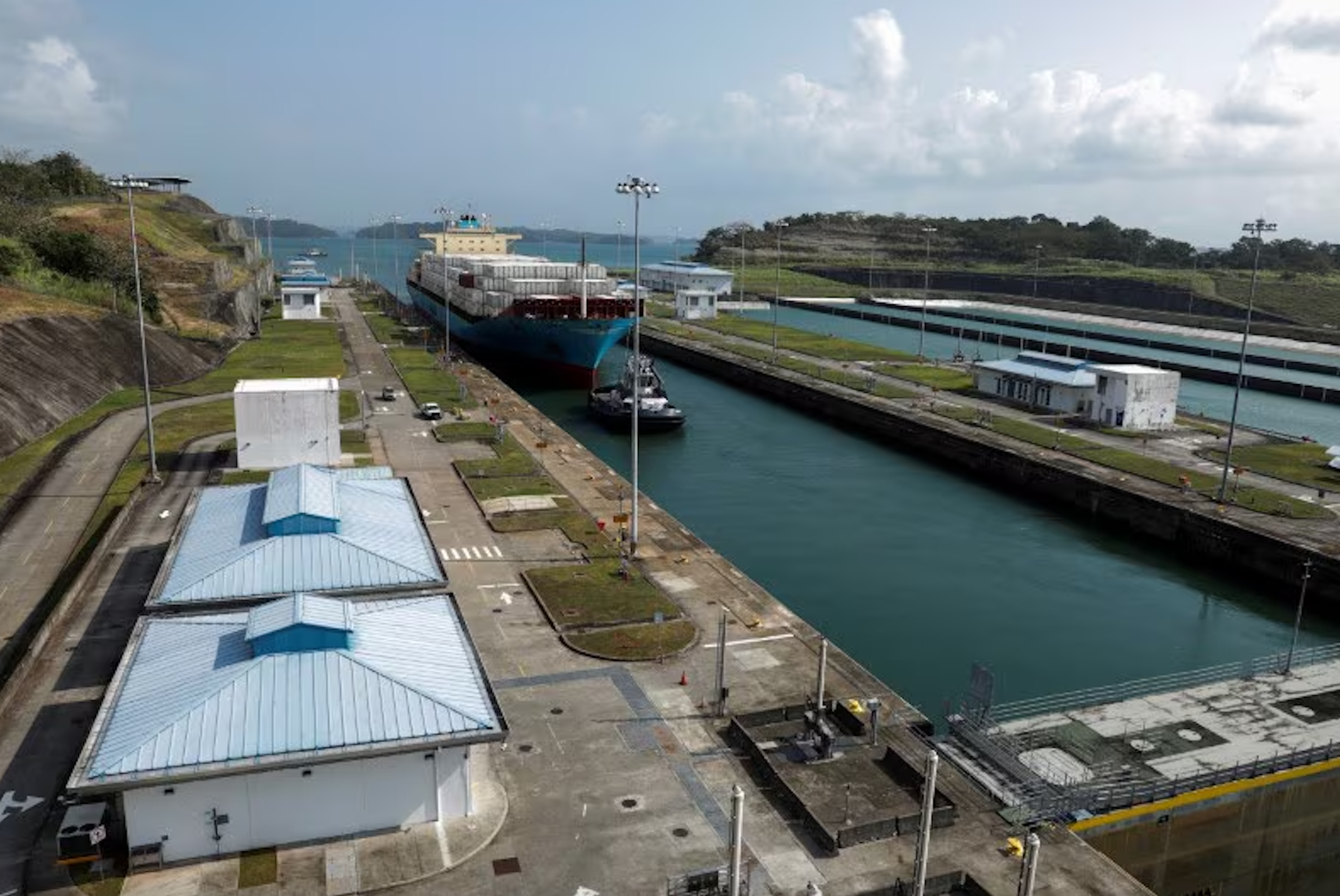 شرکت آمریکایی بلک‌راک دو بندر مهم کانال پاناما را از مالک هنگ‌کنگی آن می‌خرد