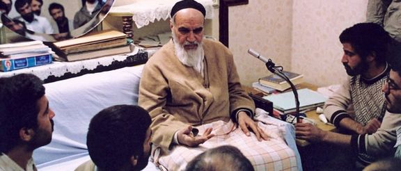 روزنامه کیهان: مسئولان مثل امام به خبرنگاران خارجی بگویند «نمیدانم، اطلاعی ندارم»