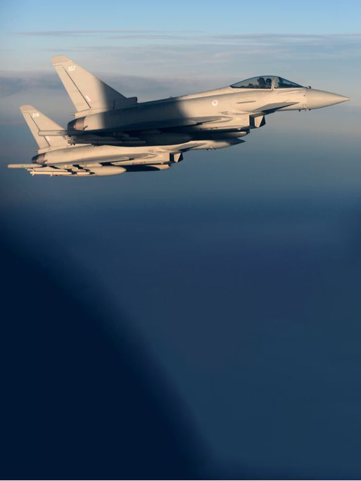 وسائل إعلام إسرائيلية: بريطانيا وافقت على المشاركة في اعتراض الصواريخ الإيرانية