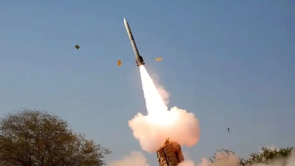 شلیک موشک از سوی ایران به لبنان بهدنبال اخراج سفیر جمهوری اسلامی از بیروت