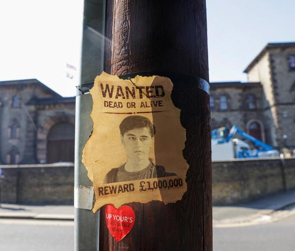 "بي بي سي": الجندي البريطاني السابق الهارب من السجن متهم بجمع معلومات لصالح إيران