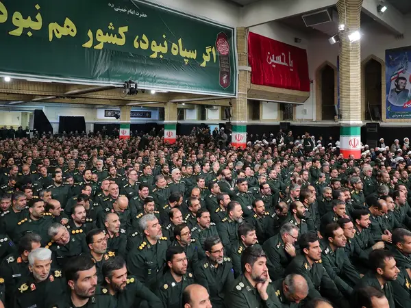 "أوقفوا الحرس الثوري" تطالب الحكومة الكندية بالإبلاغ عن عملاء النظام الإيراني