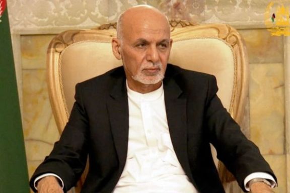 دولت آمریکا این ادعا را که غنی میلیونها دلار از اموال افغانستان را خارج کرده بررسی میکند