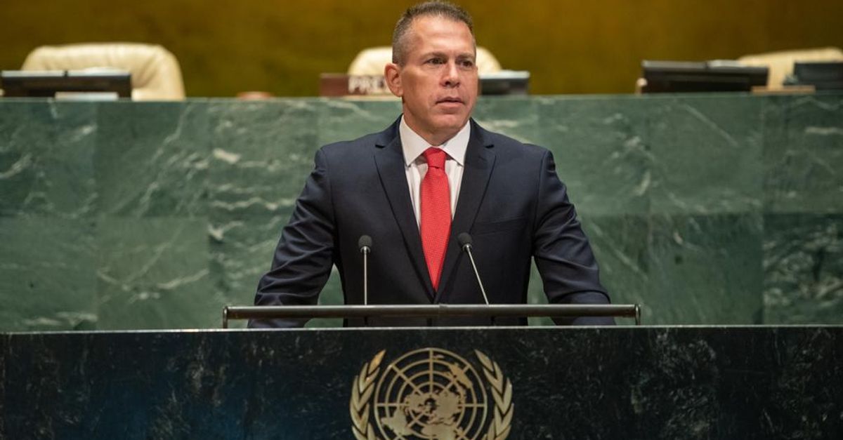 مسؤول إسرائيلي محذرا: "اتفاق مؤقت" محتمل مع طهران لن يؤثر على اليورانيوم الإيراني المخصب