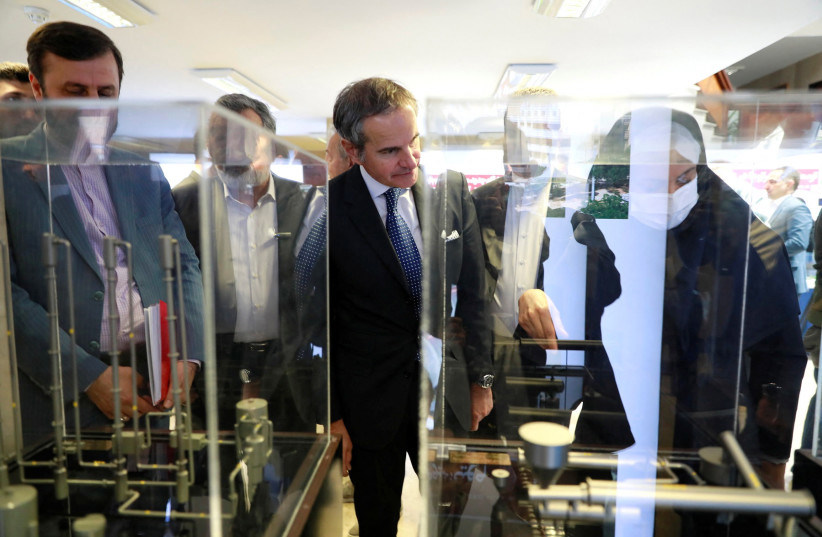 برلماني إيراني يحذر من "جواسيس الوكالة الذرية".. وعراقجي ينفي علاقته بالأمر