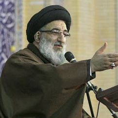 امام جمعه کرج: راه خلاص شدن از بیحجابی حضور دائمی زنان محجبه است