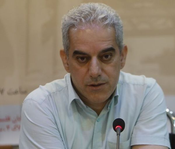 أكاديمي إيراني موقوف عن العمل: بلدنا الآن "أسوأ من أيام الهجوم المغولي"