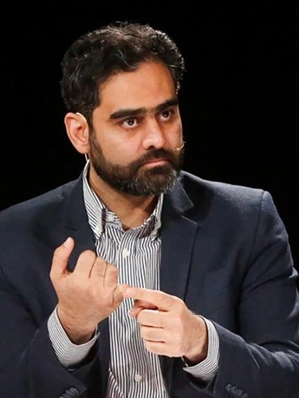 نماینده تهران در مجلس: غرب باید به ابهام در مورد برنامه اتمی ما عادت کند