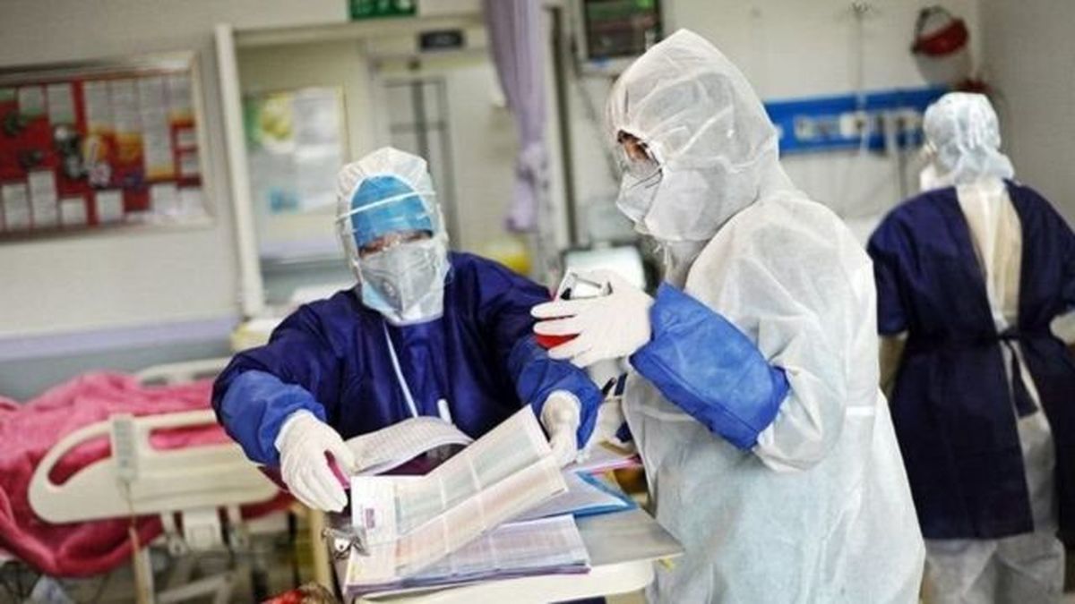 الجامعات الطبية في إيران تحذر من ارتفاع أعداد ضحايا كورونا.. وتوقعات بموجة سادسة