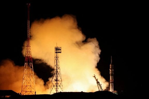 فضاپیمای سایوز دو فضانورد روسیه و یک فضانورد ناسا را به زمین بازگرداند