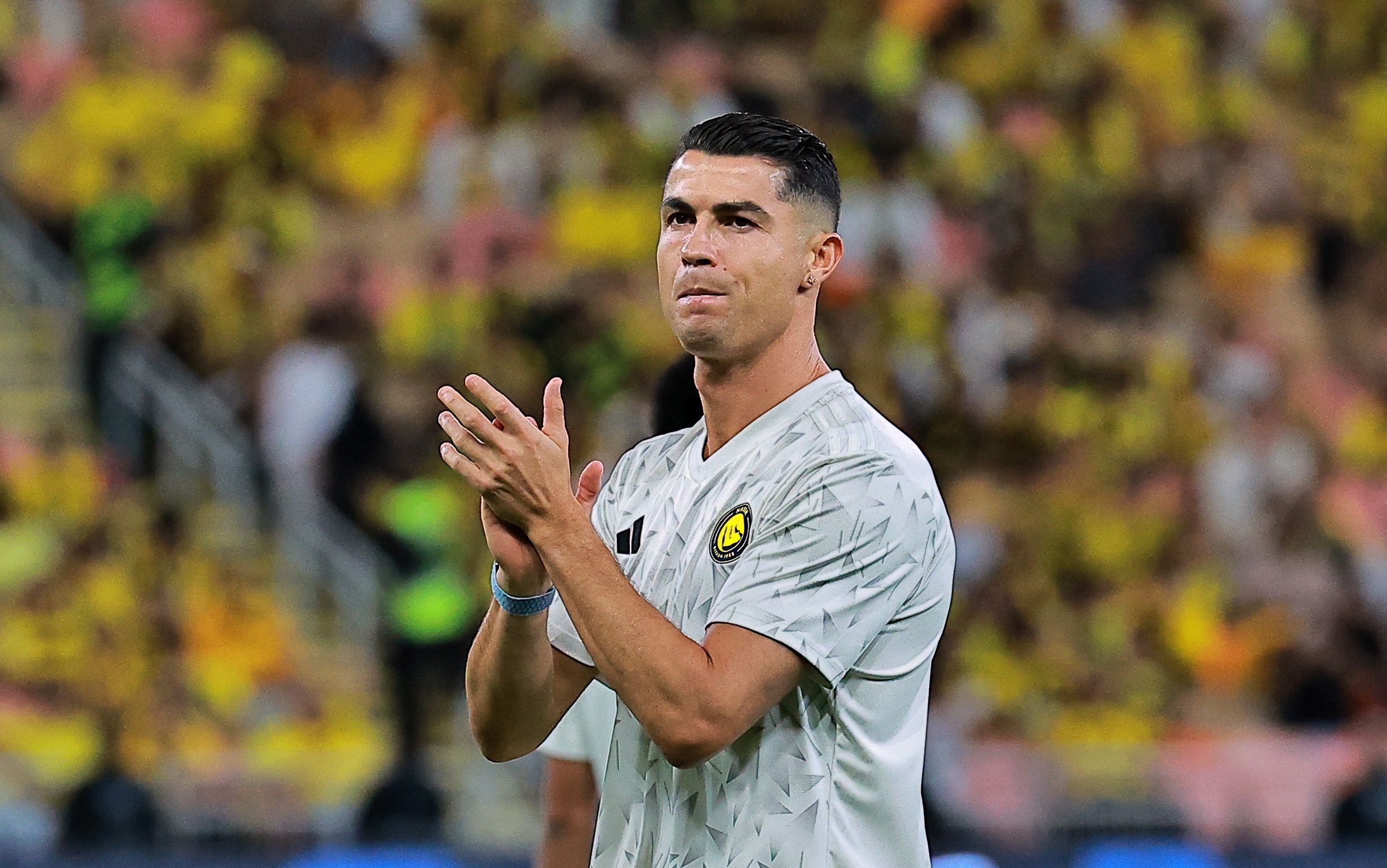 کریستیانو رونالدو، نخستین فوتبالیست میلیاردر تاریخ