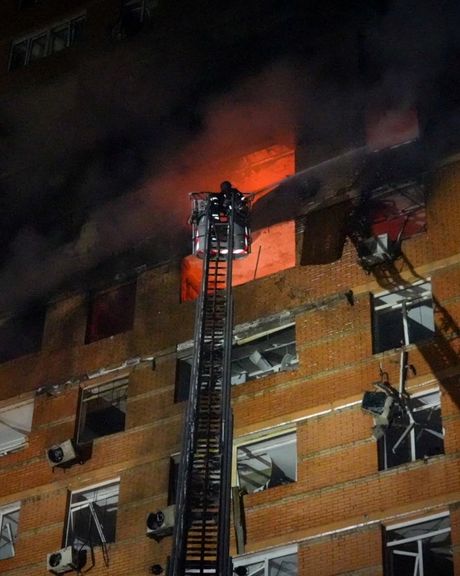 نیروی هوایی اوکراین: روسیه شامگاه شنبه بزرگترین حمله هوایی علیه اوکراین را انجام داد