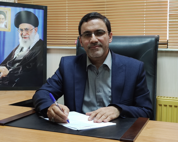 برلماني إيراني: حذف الأصفار من العملة يشبه حلاقة شعر مريض يعاني من آلام في أذنه وعينيه