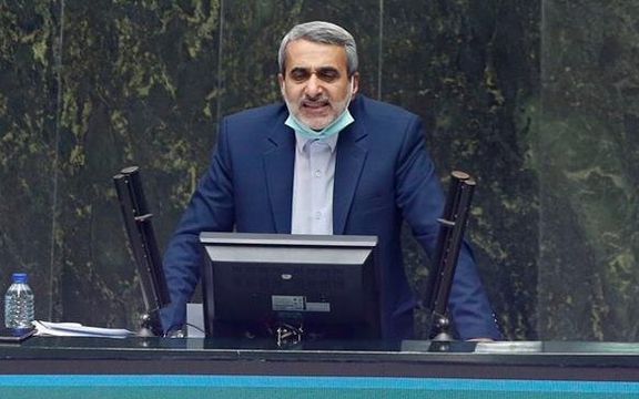 نماینده اصفهان در مجلس: گرانی و کاهش ارزش پول ملی نفس مردم را بریده است