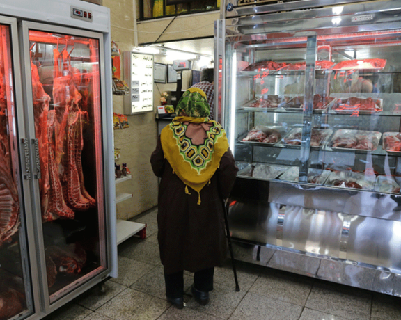 اتحادیه تهیه و توزیع گوشت گاوی: ماه رمضان تقاضا برای خرید گوشت تا ۱۵درصد کم شد
