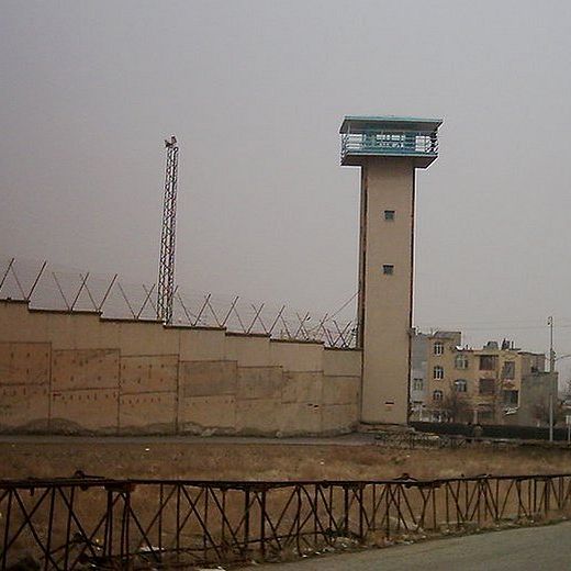 دستور اژهای برای تعطیلی زندان رجاییشهر؛ سرکوب بیشتر زندانیان و دفن اسناد جنایات حکومت