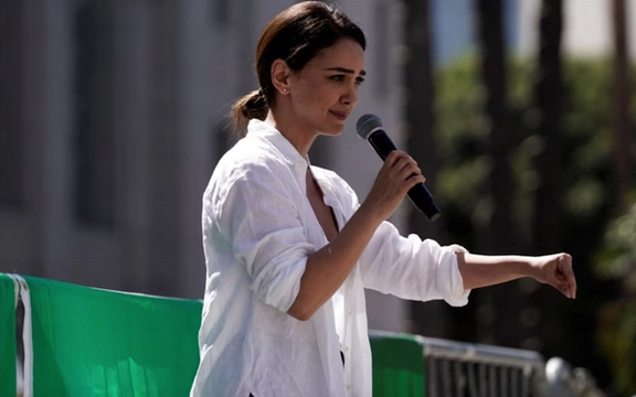 واکنش نازنین بنیادی به حکم ماشالله کرمی: سازشگری با جمهوری اسلامی جنایت است