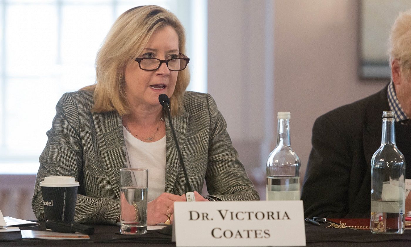 مقام ارشد دولت ترامپ: ایلان ماسک به معترضان خوزستان اینترنت استارلینک بدهد