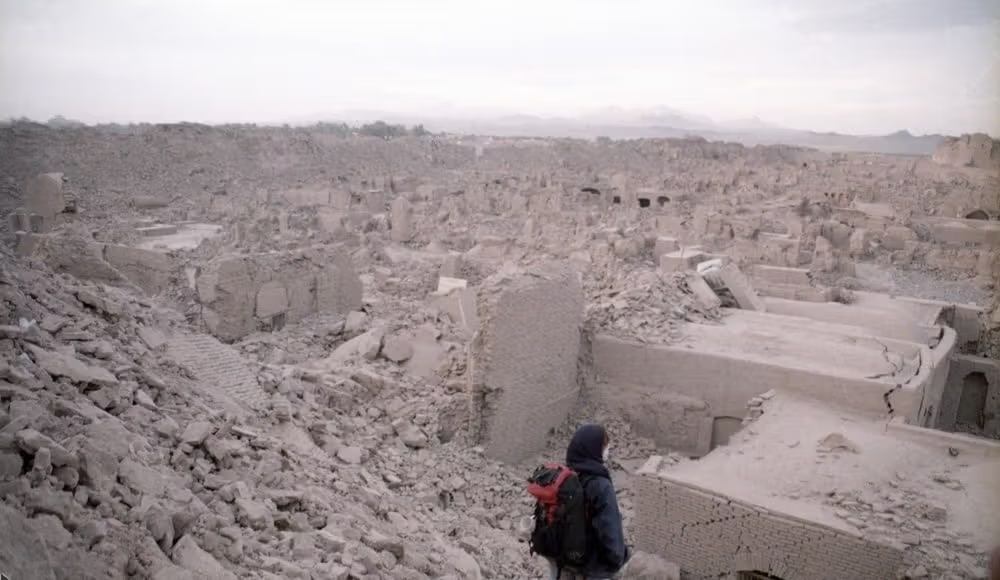 تصویری از بم پس از زلزله